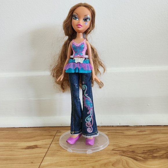 MGA Other - Bratz Fashion Pixiez Yasmin